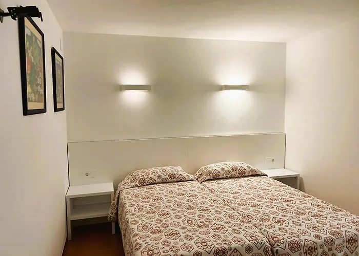 Private Cala Canyelles Апартаменты *